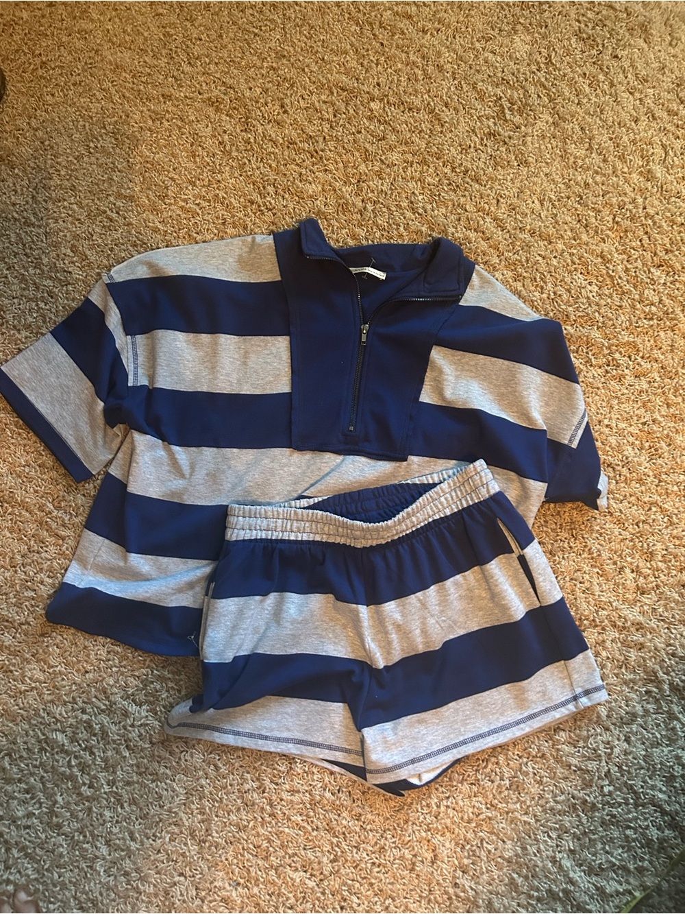 Zenana striped set